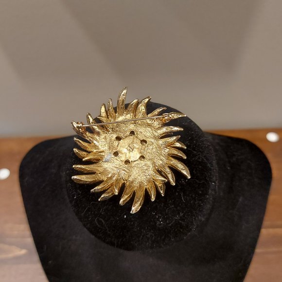Vintage Large Flower Burst Dark Gold Toned Brooch - Picture 2 of 5